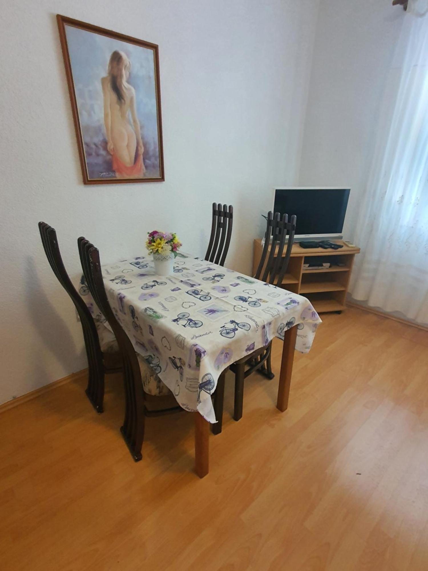 Apartments - Buffet 2B Sveti Juraj Pokoj fotografie
