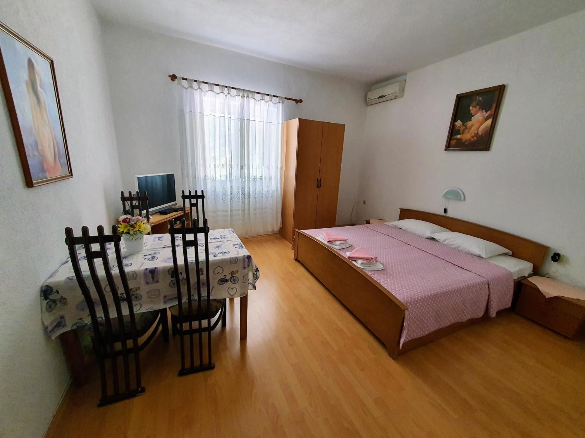 Apartments - Buffet 2B Sveti Juraj Pokoj fotografie